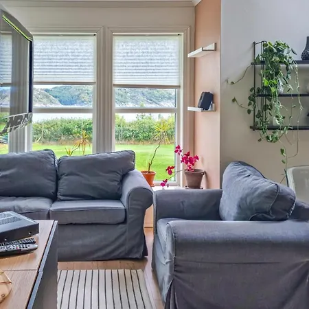 4 Bedroom In *