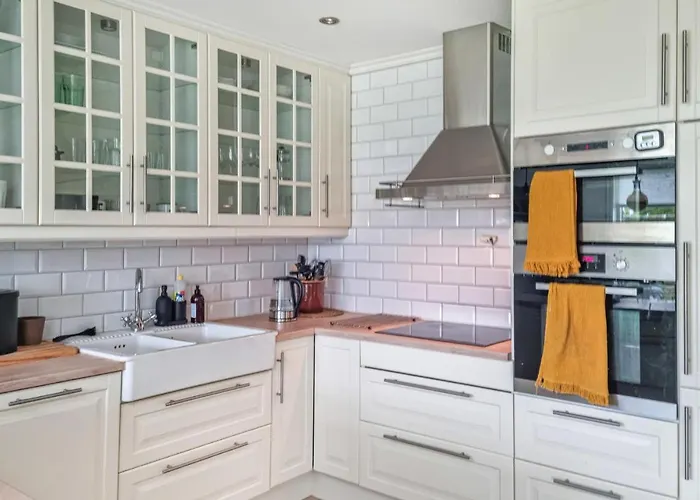 4 Bedroom In * Farsund