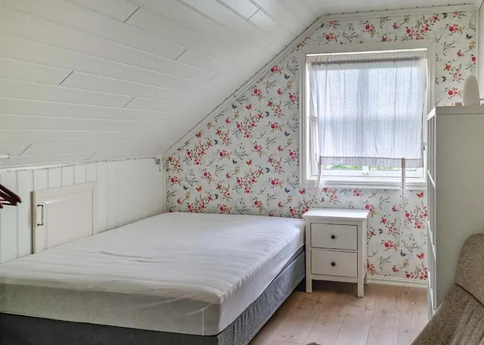Ferienhaus 4 Bedroom In *