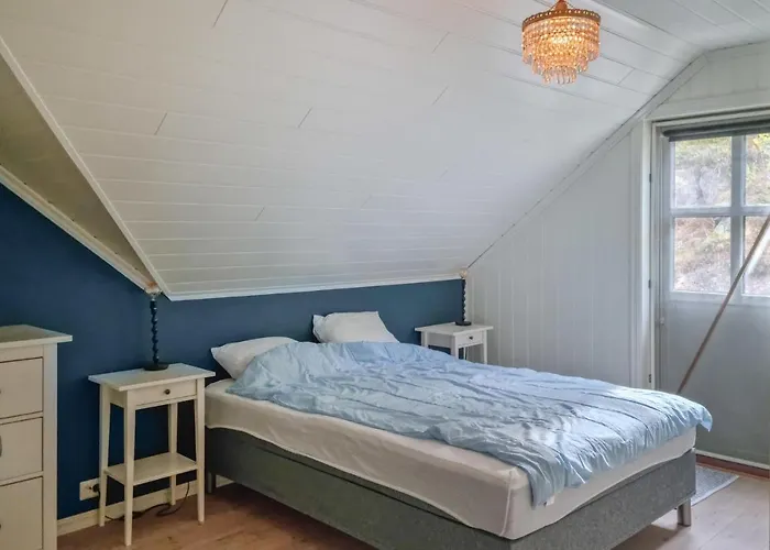 4 Bedroom In *
